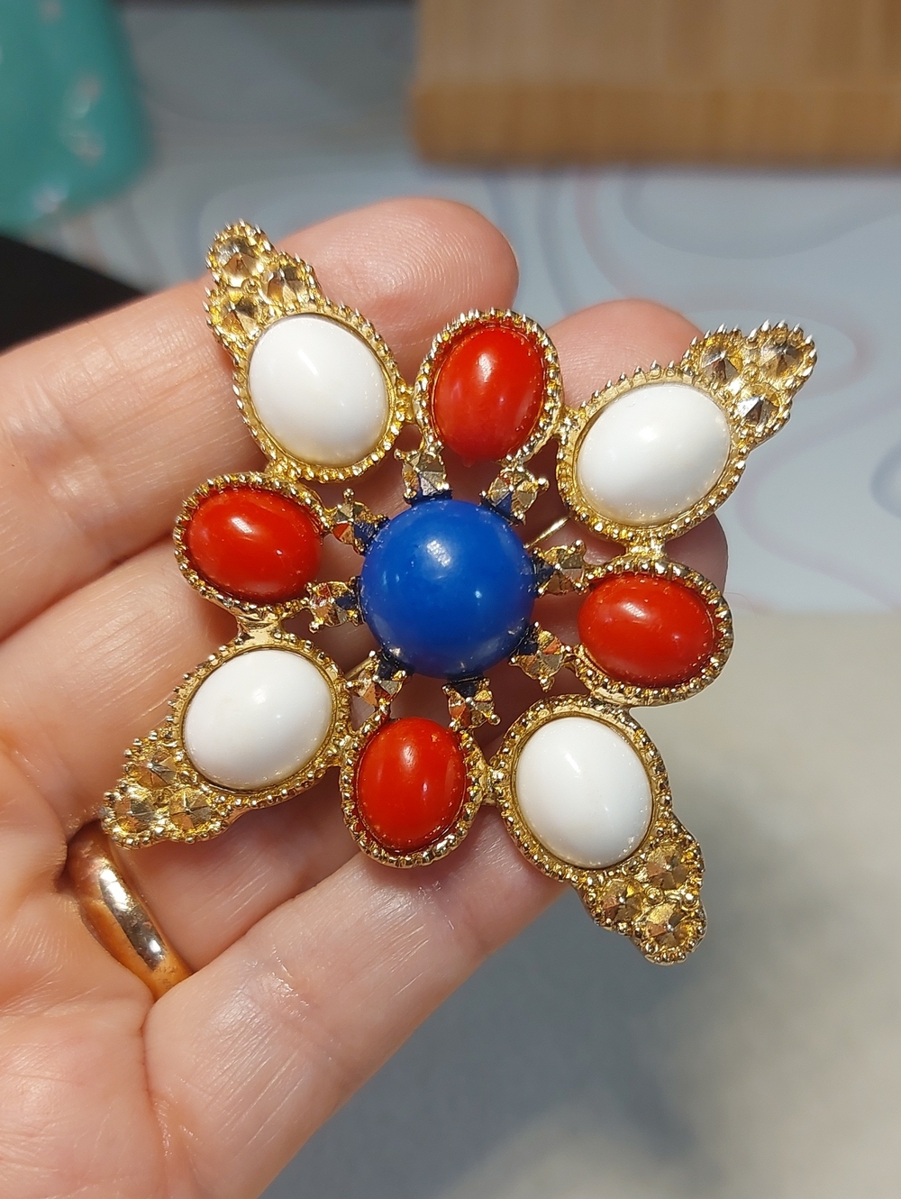 Signed Sarah Coventry 1971 Americana Maltese Cross Brooch - Made in Canada